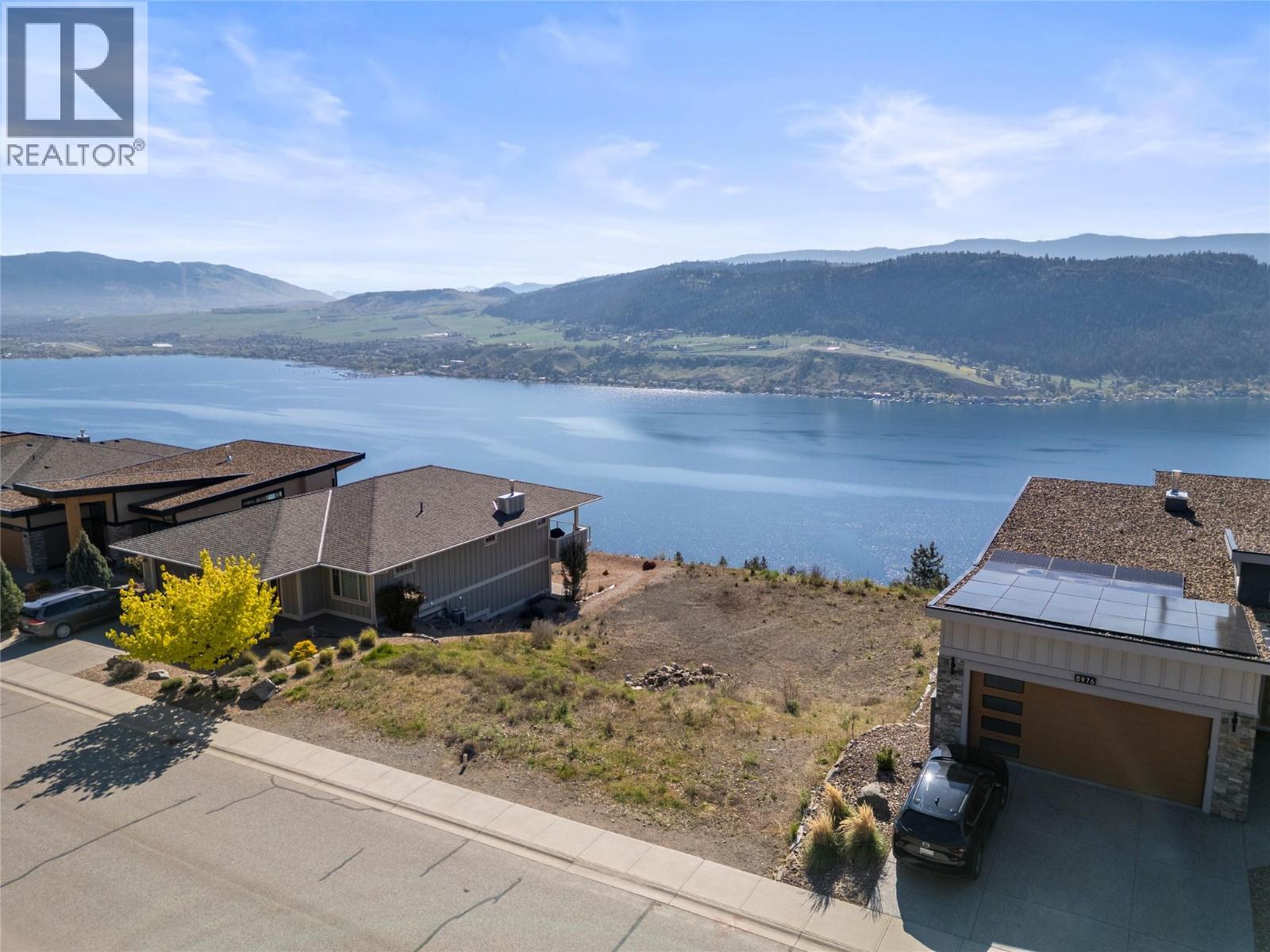 8972 Tavistock Road, Vernon — photo 3