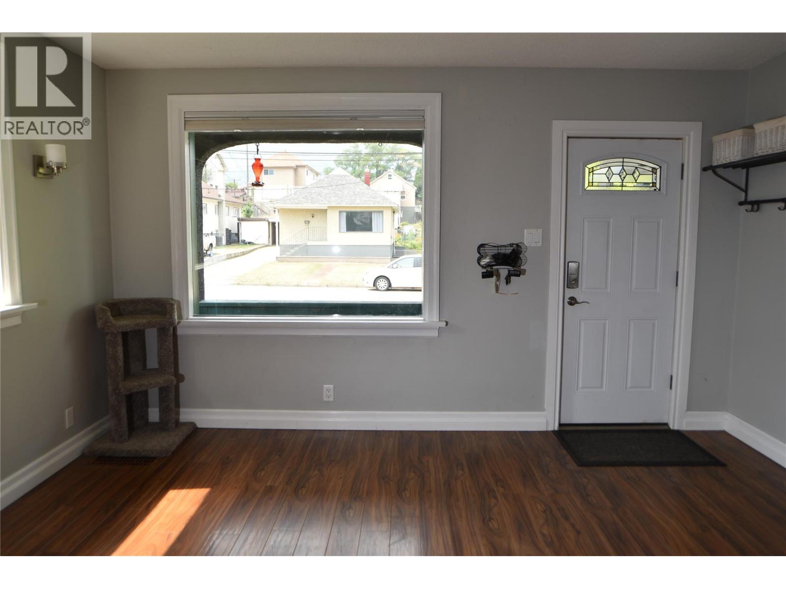1531 Fourth Avenue - 11
