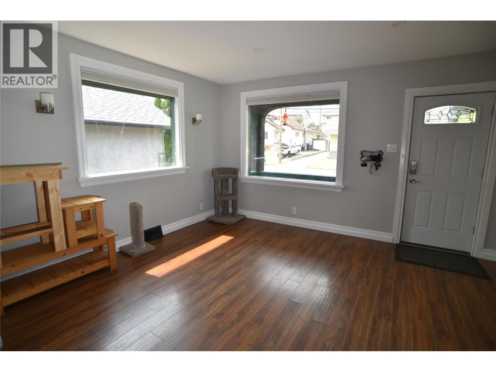 1531 Fourth Avenue - 12