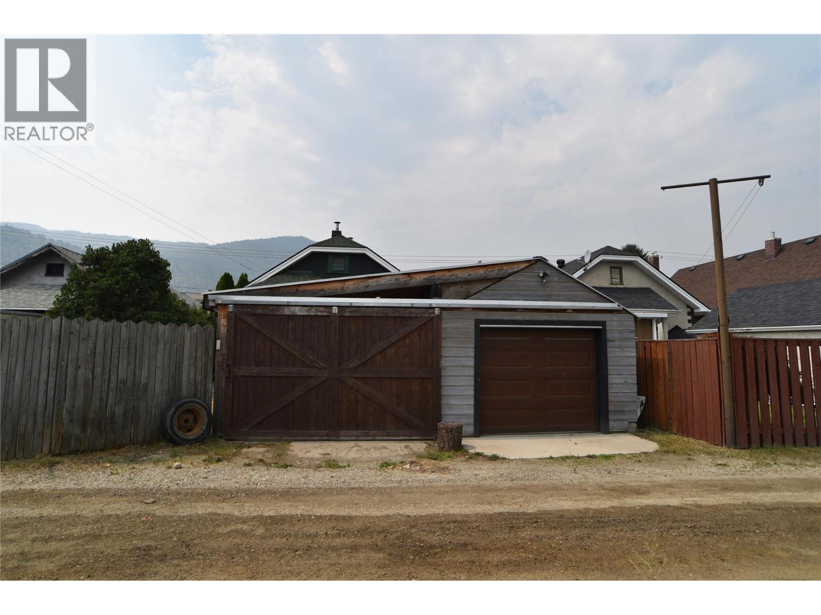 1531 Fourth Avenue - 10