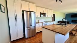 115 Teal Street, Oak Lake Beach, MB R0M1P0 Photo 14