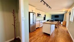 115 Teal Street, Oak Lake Beach, MB R0M1P0 Photo 13