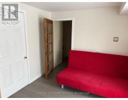 258 La Rose Avenue, Toronto, ON M9P1B7 Photo 29