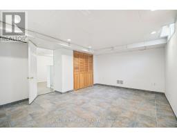 309 Amberly Boulevard, Hamilton, ON L9G4B6 Photo 31