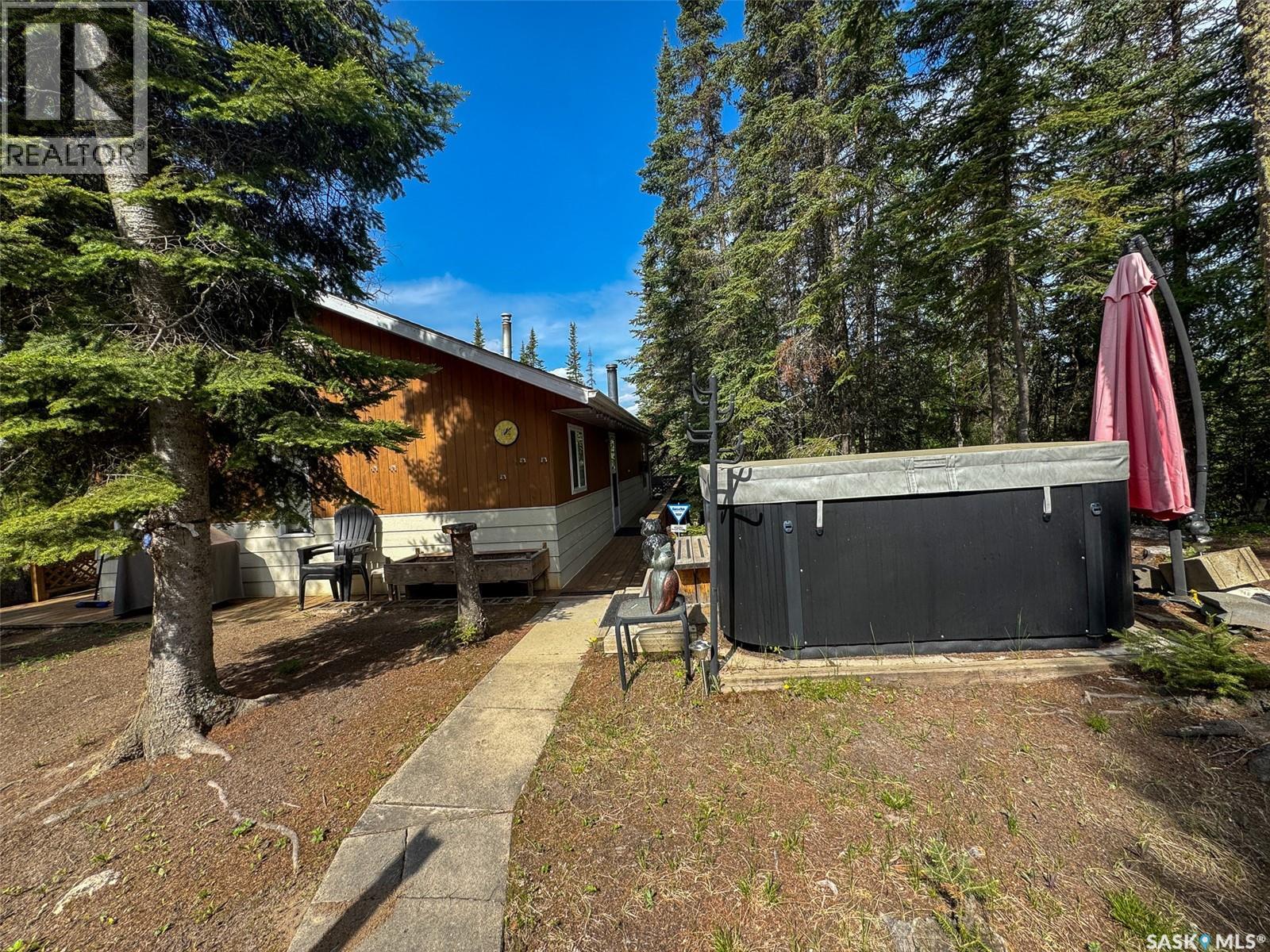 619 Marine DRIVE - Image 32