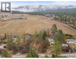 16961 Coral Beach Road, Lake Country, BC V4V1B9 Photo 11