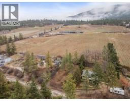 16961 Coral Beach Road, Lake Country, BC V4V1B9 Photo 12