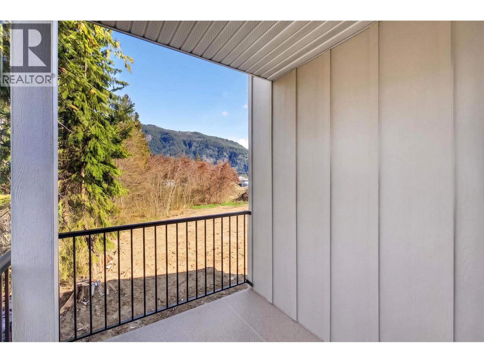 222 Temple Street Unit# 5, Sicamous