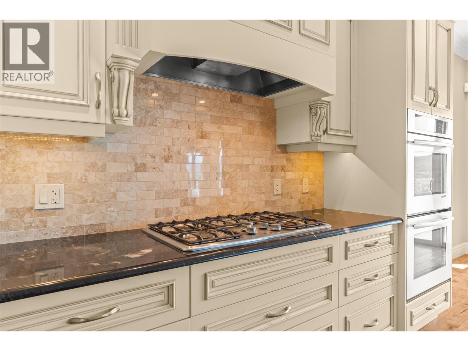 108 Vineyard Way - 14