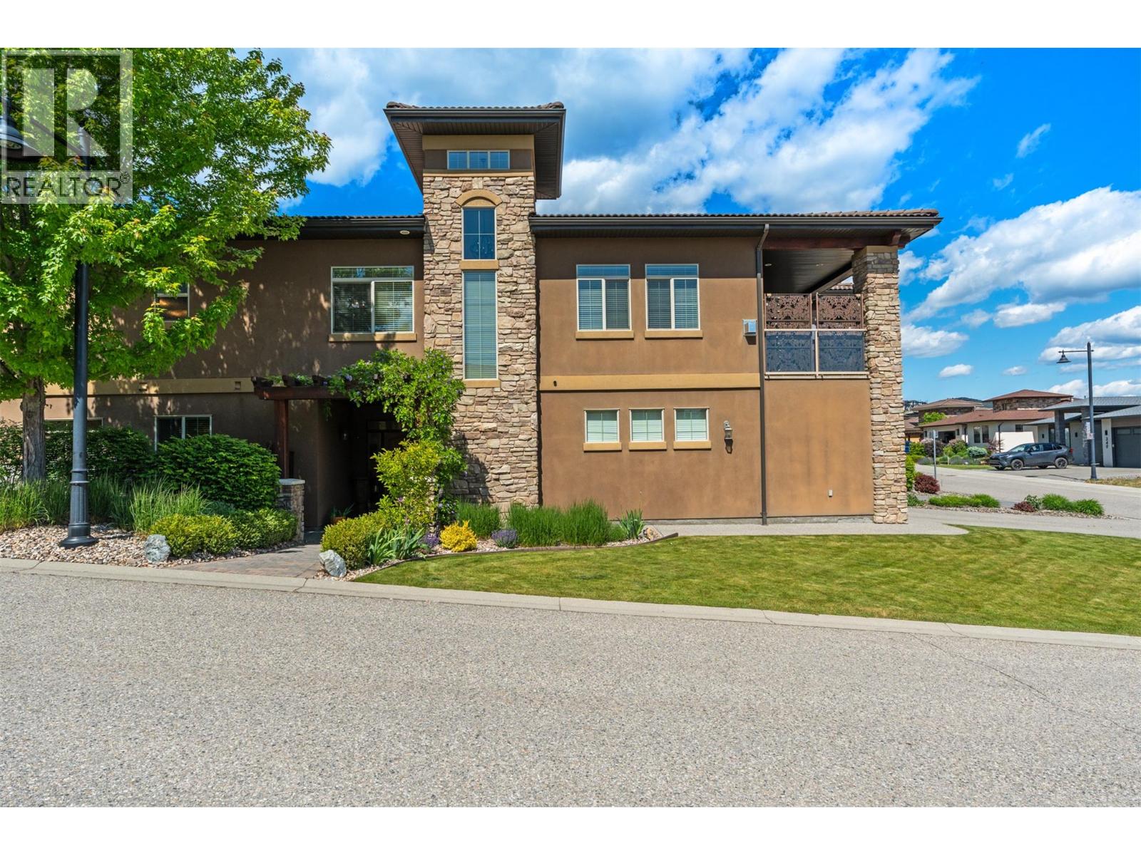 325 Cordon Place - 2