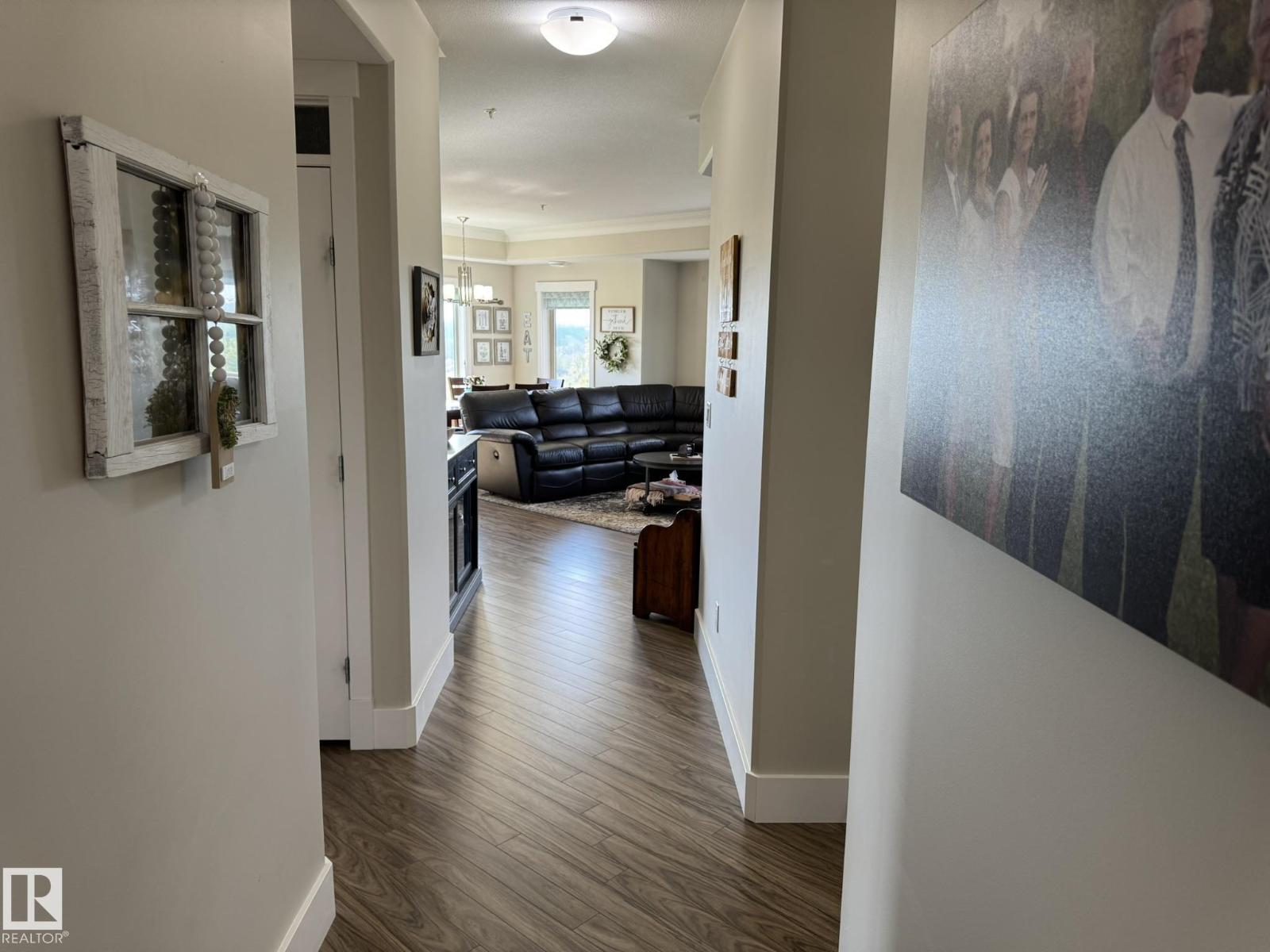 #201 5201 Brougham Drive - 9
