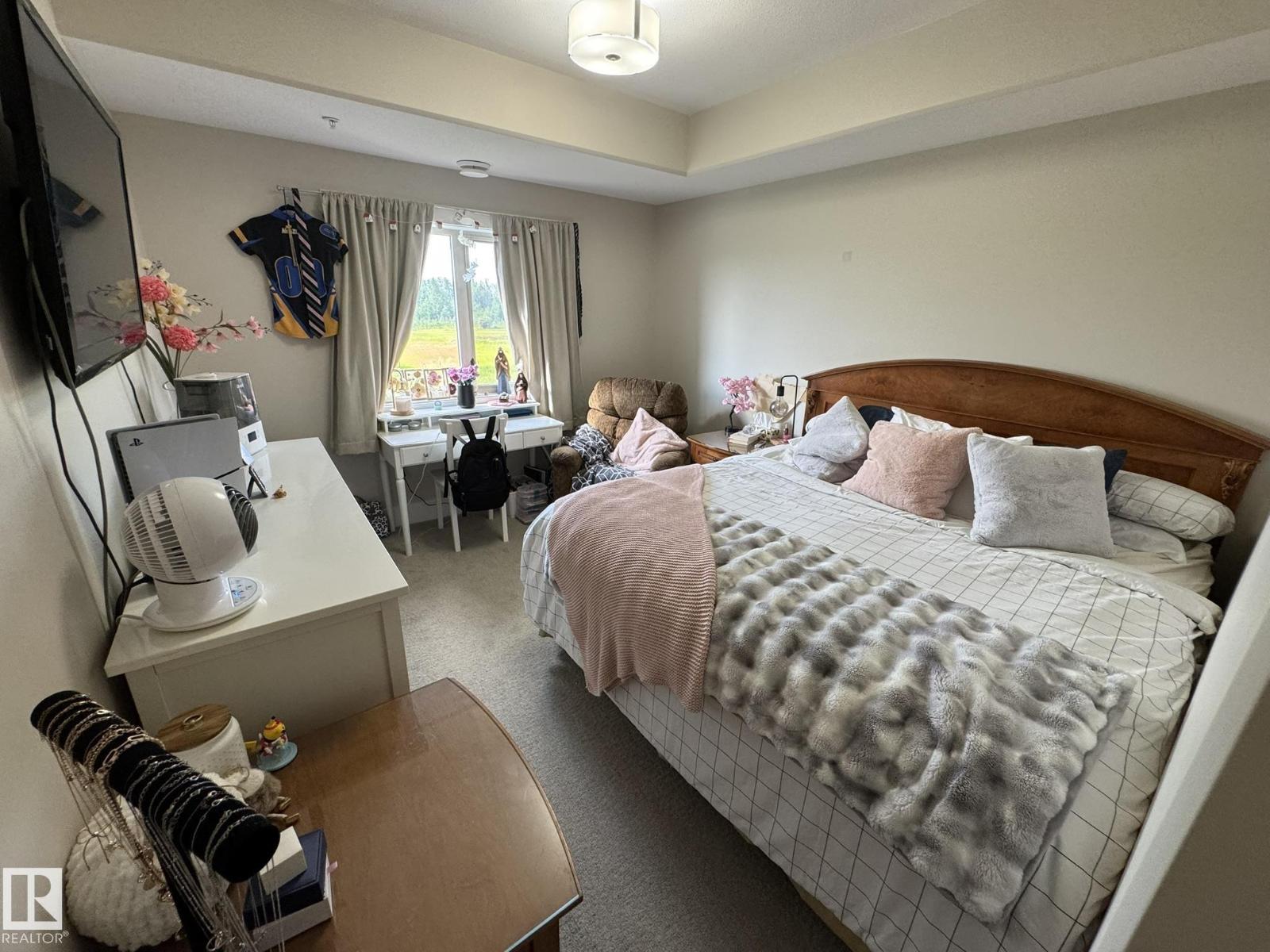 #201 5201 Brougham Drive - 33