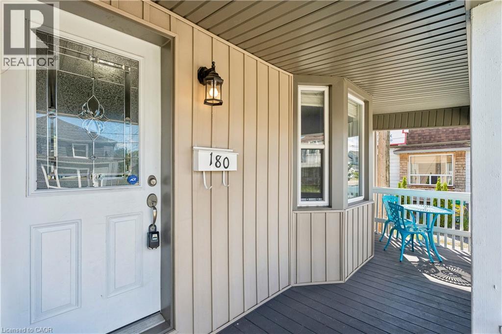 180 CAMPBELL Avenue - 6