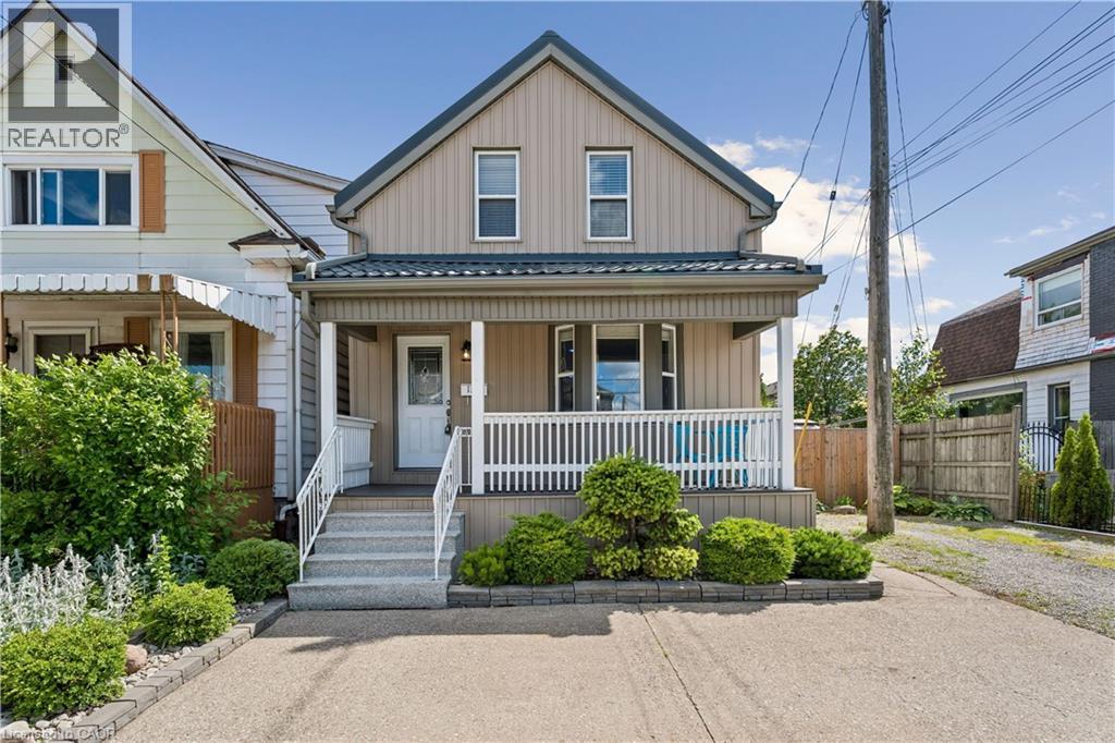 180 CAMPBELL Avenue - 1