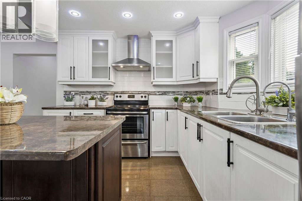 180 CAMPBELL Avenue - 16