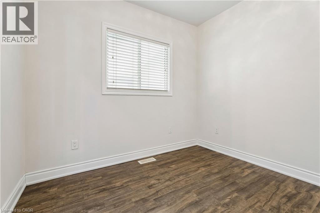 180 CAMPBELL Avenue - 22