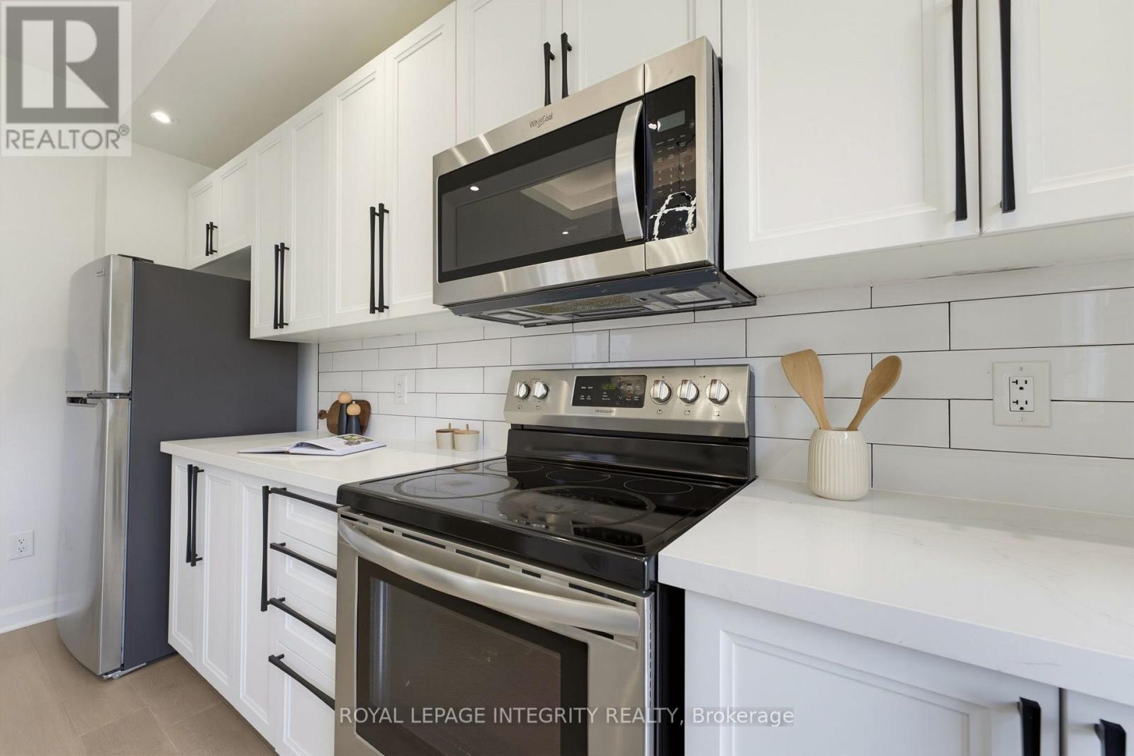 127 CHAKRA STREET - Image 25