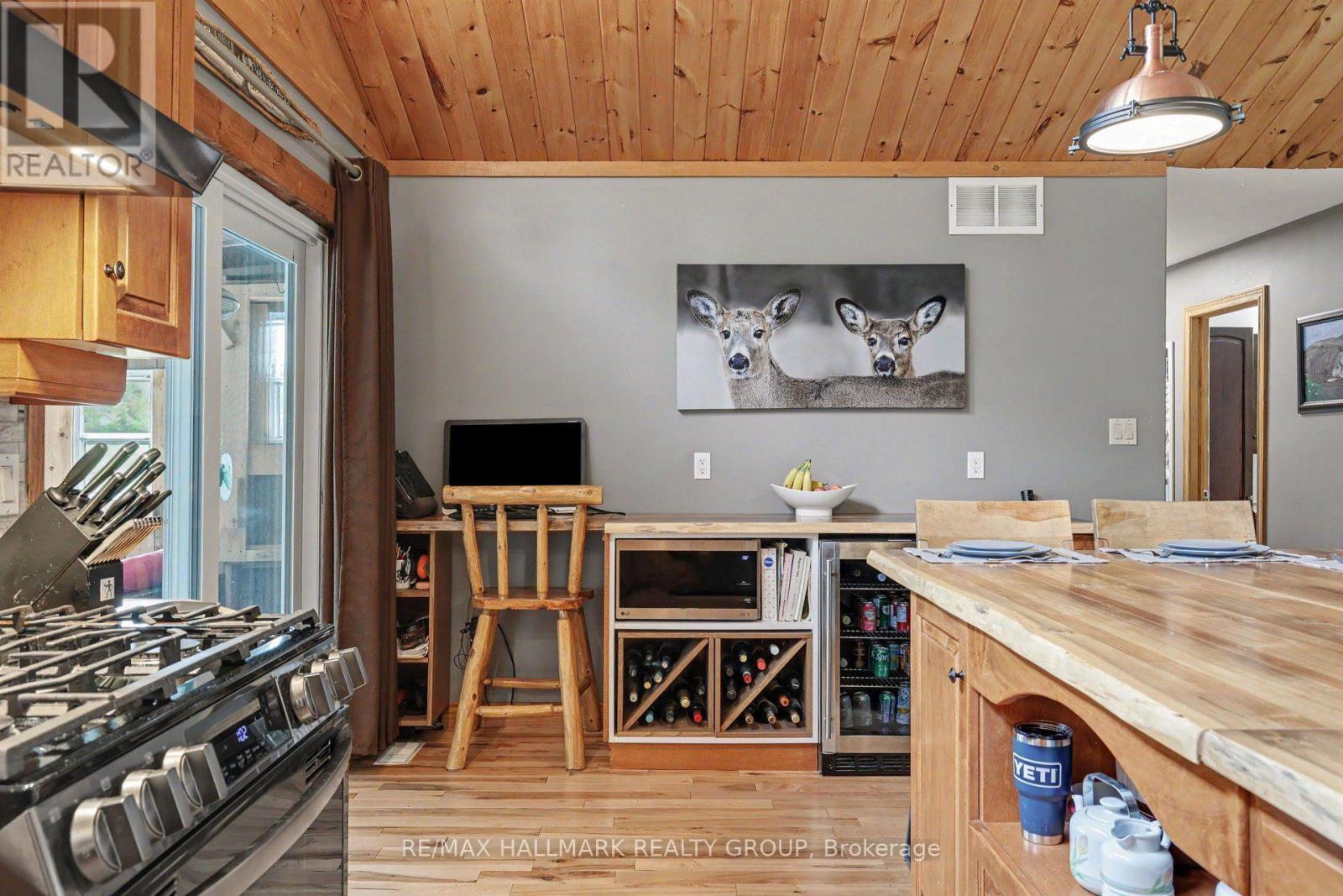 117 LORLEI DRIVE - Image 10