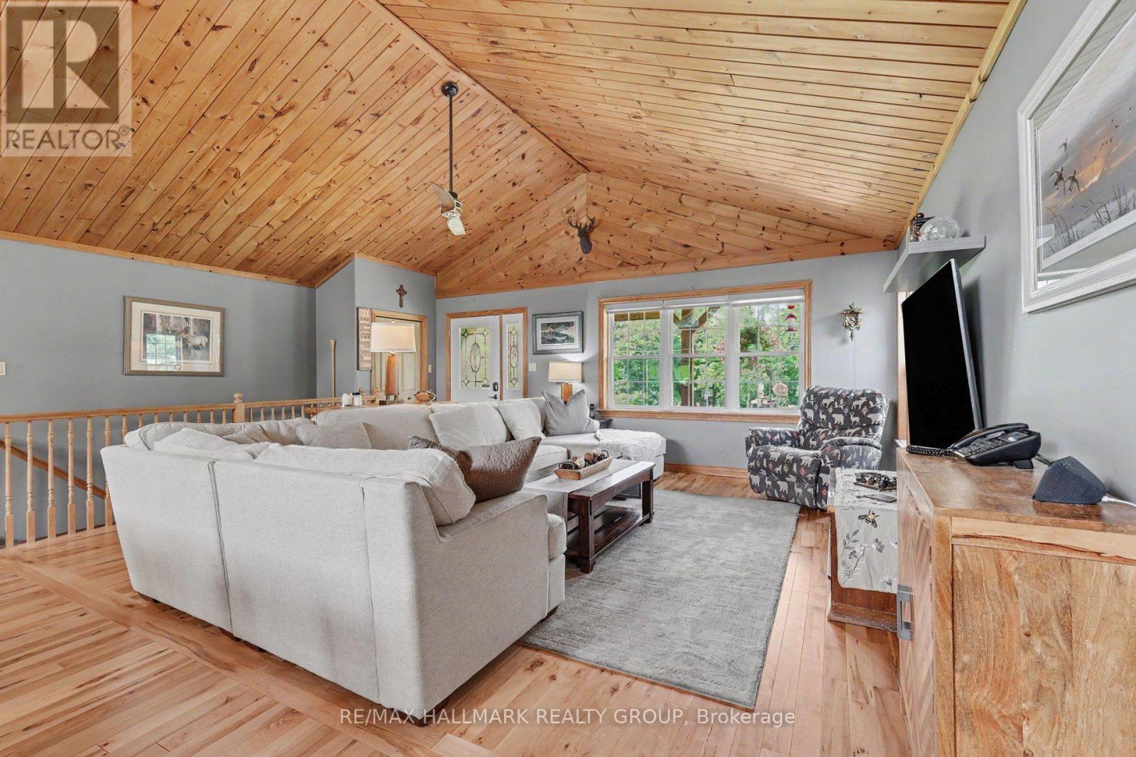 117 LORLEI DRIVE - Image 5