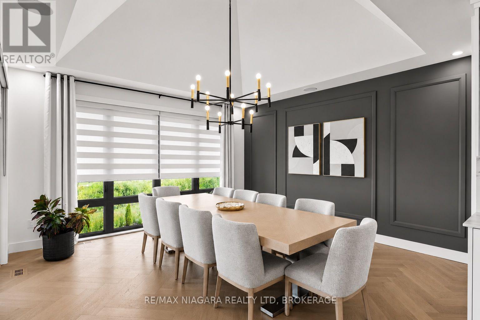 55 SWAN AVENUE - Image 11
