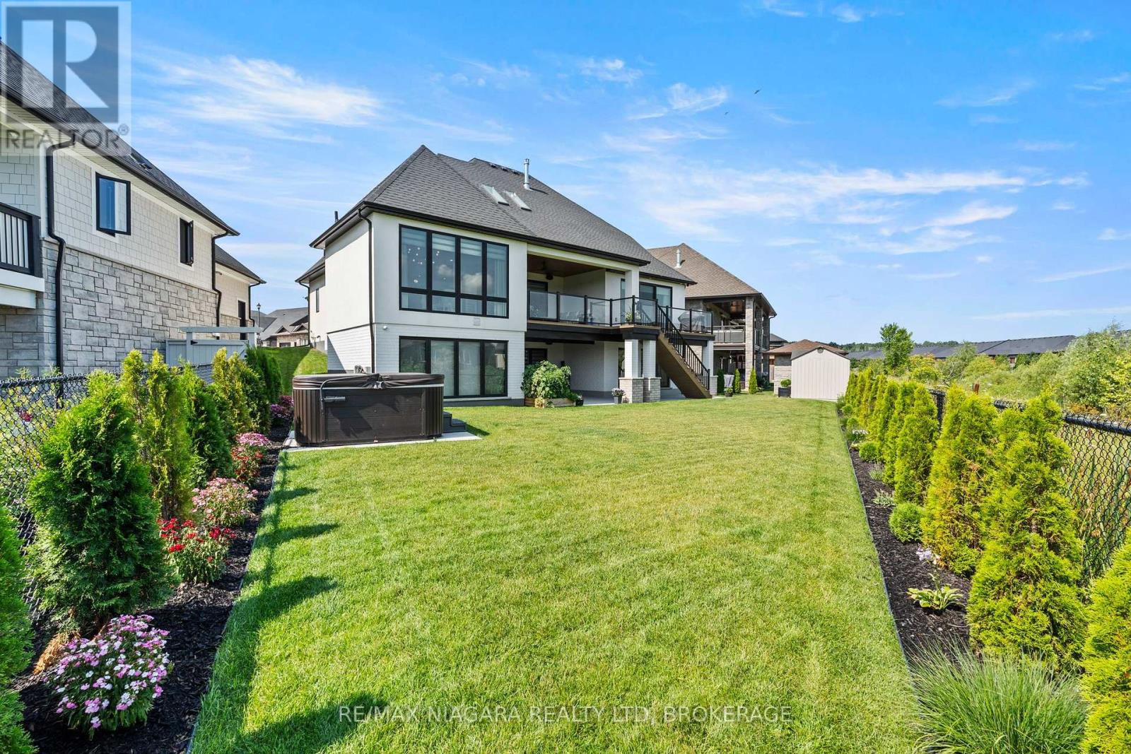 55 SWAN AVENUE - Image 3