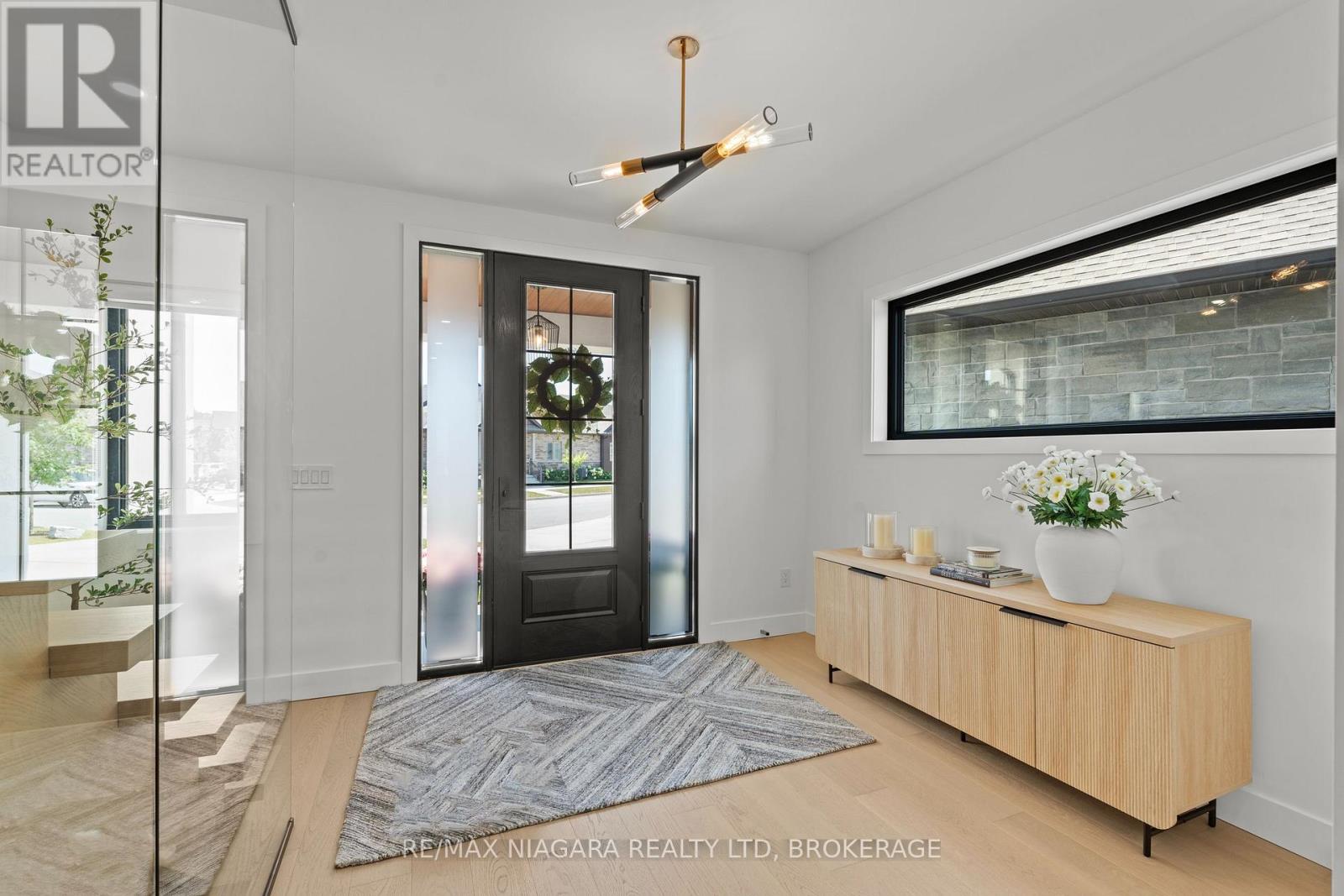 55 SWAN AVENUE - Image 37