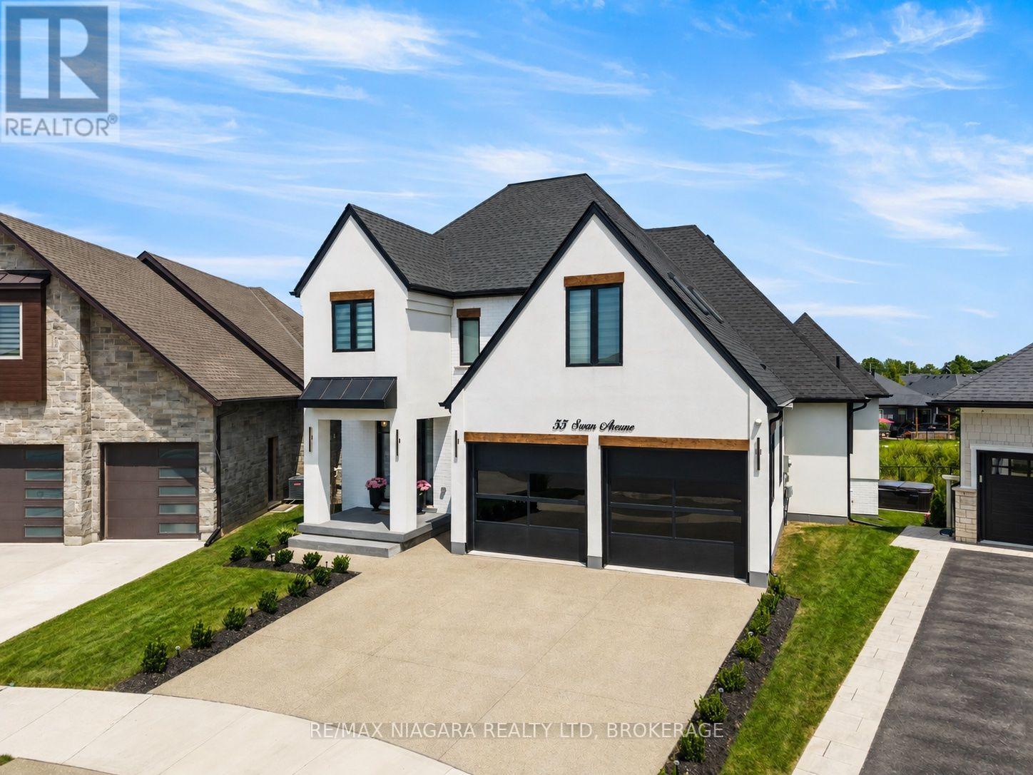 55 SWAN AVENUE - 48