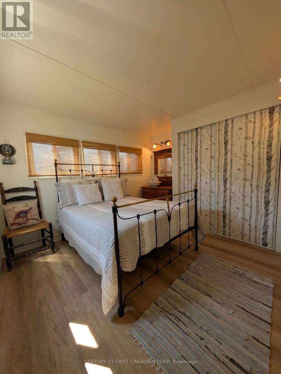 28- 79681 BLUEWATER HIGHWAY - 22