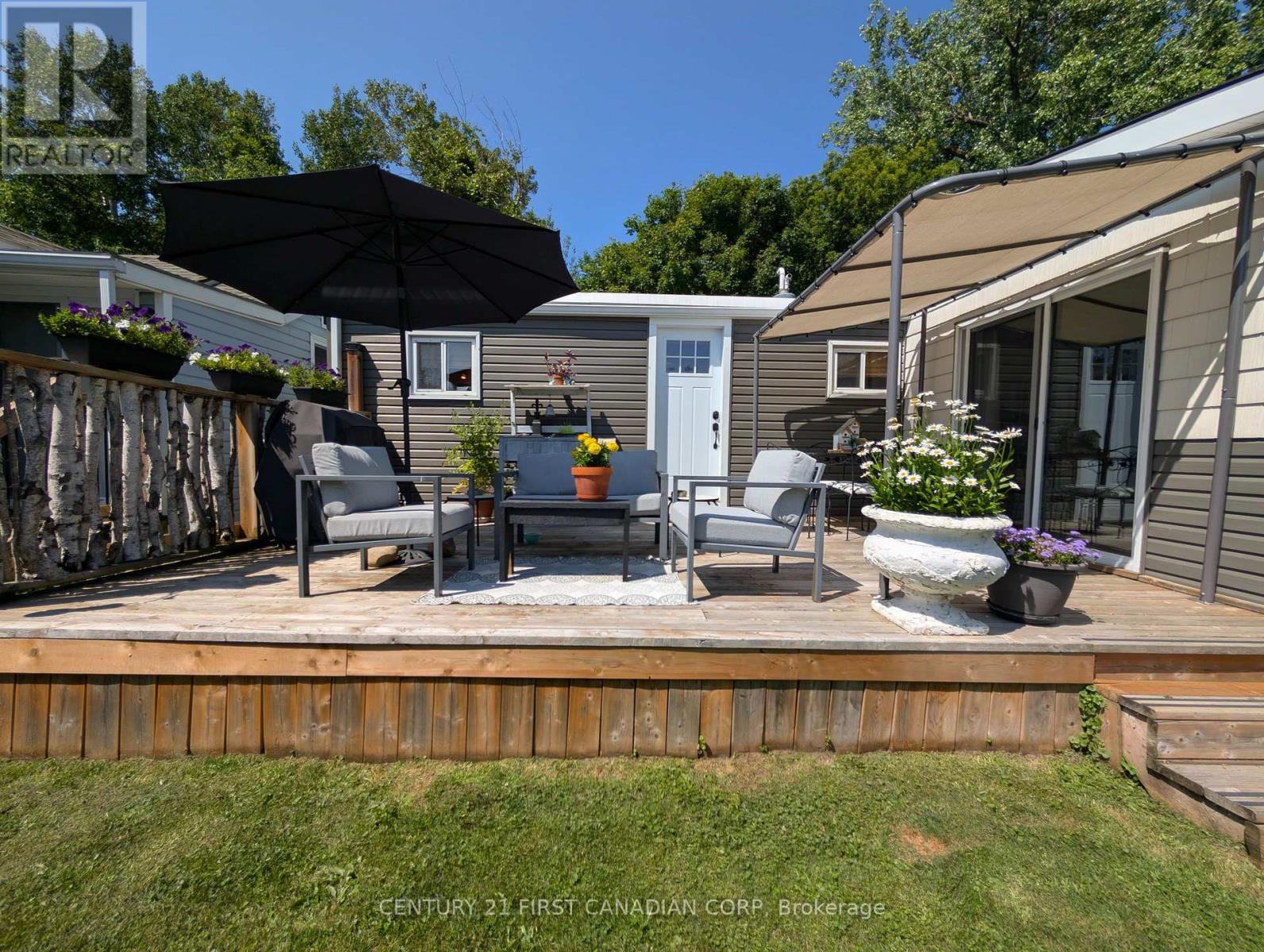 28- 79681 BLUEWATER HIGHWAY - 42