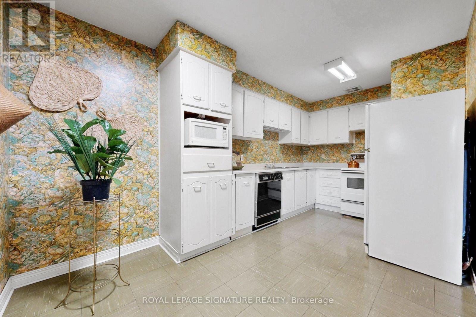 #220 4005 DON MILLS ROAD - 13
