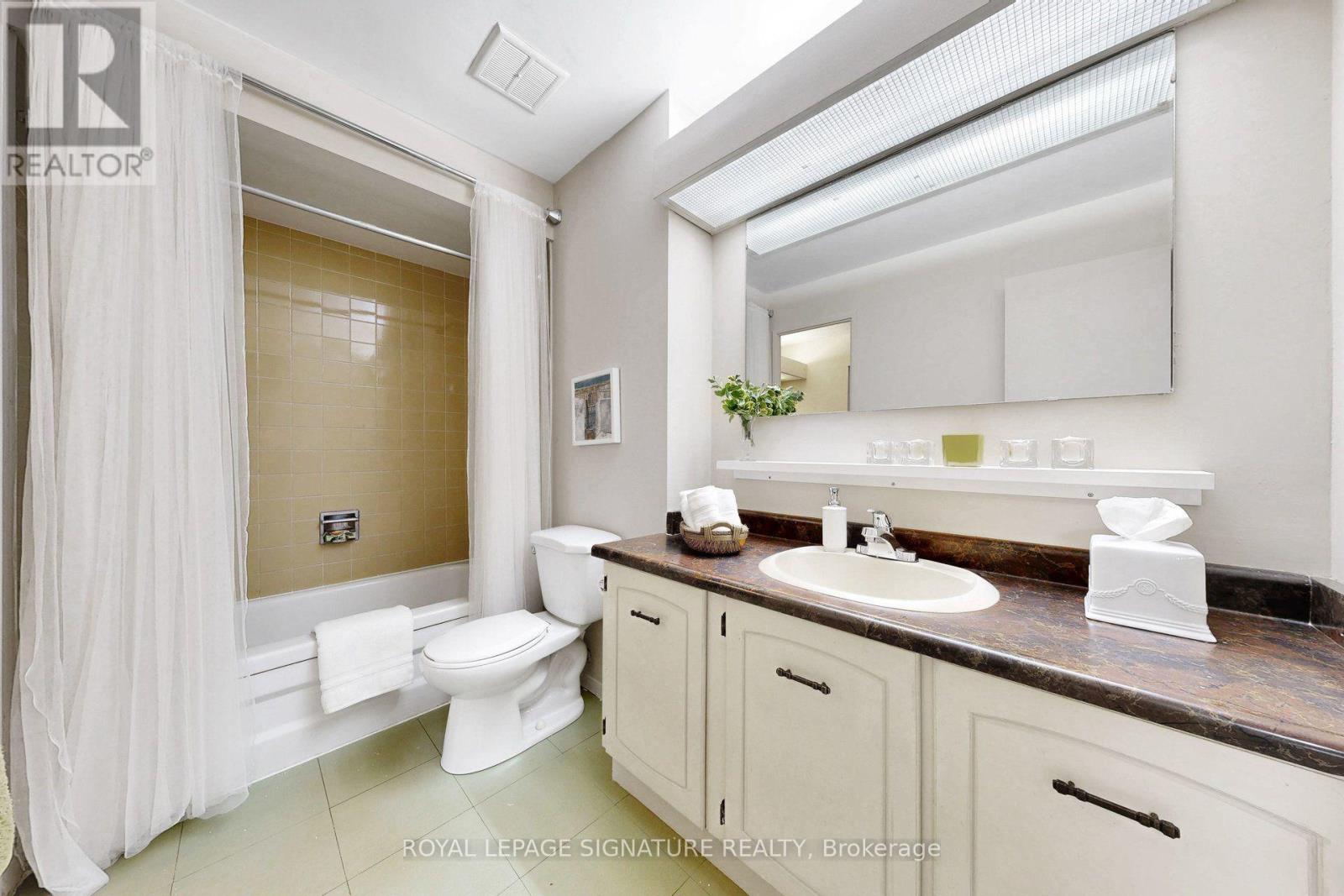 #220 4005 DON MILLS ROAD - 25