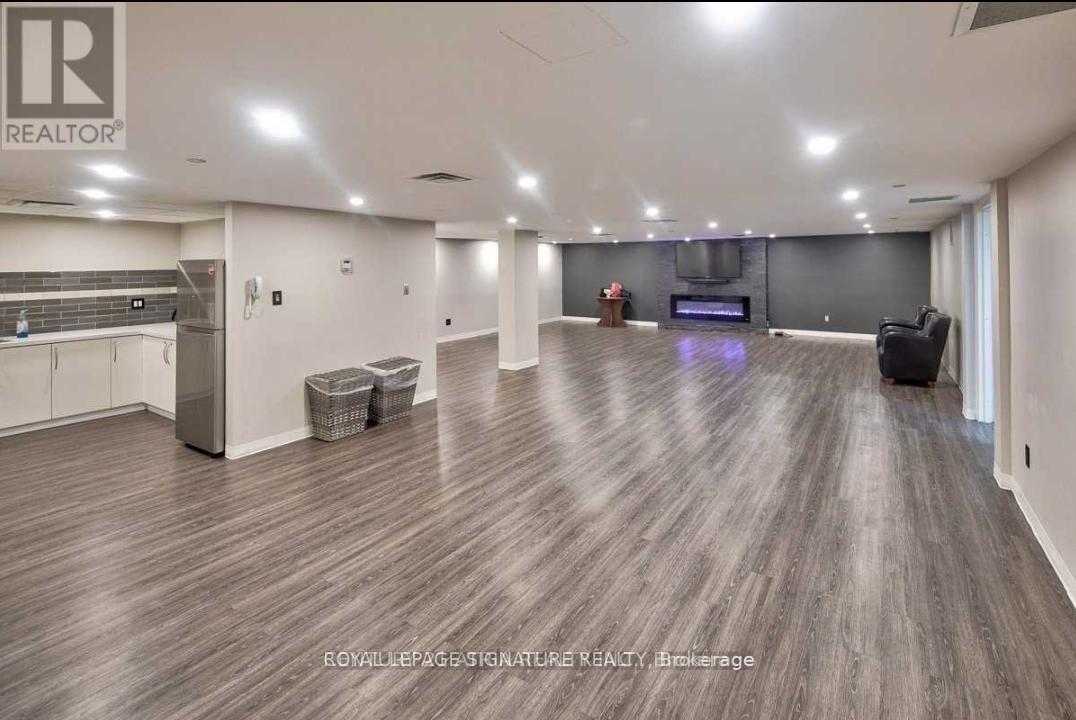 #220 4005 DON MILLS ROAD - 30