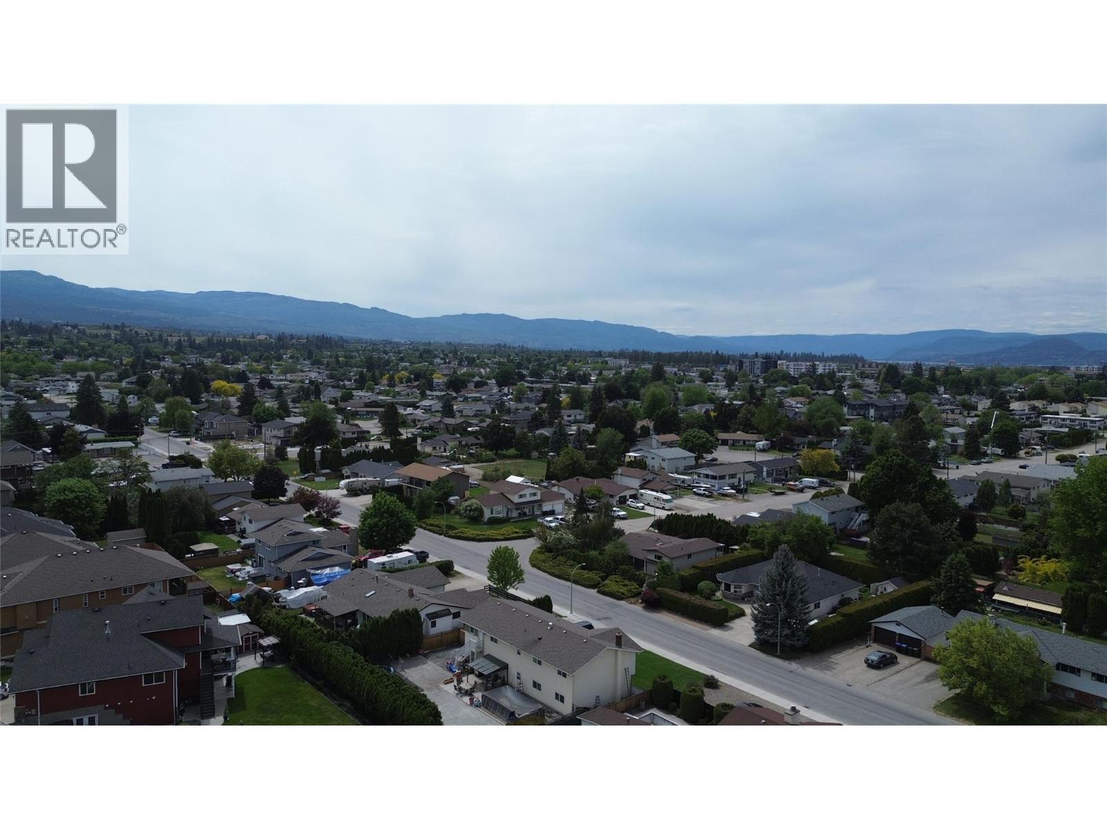  627 Hardie Road, Kelowna