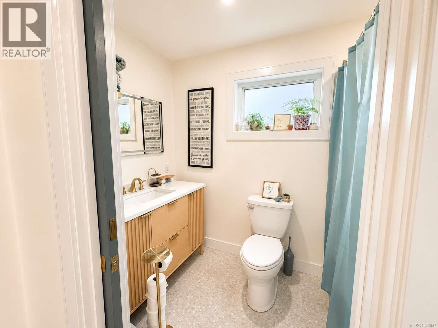 3376 6th Ave - Image 5