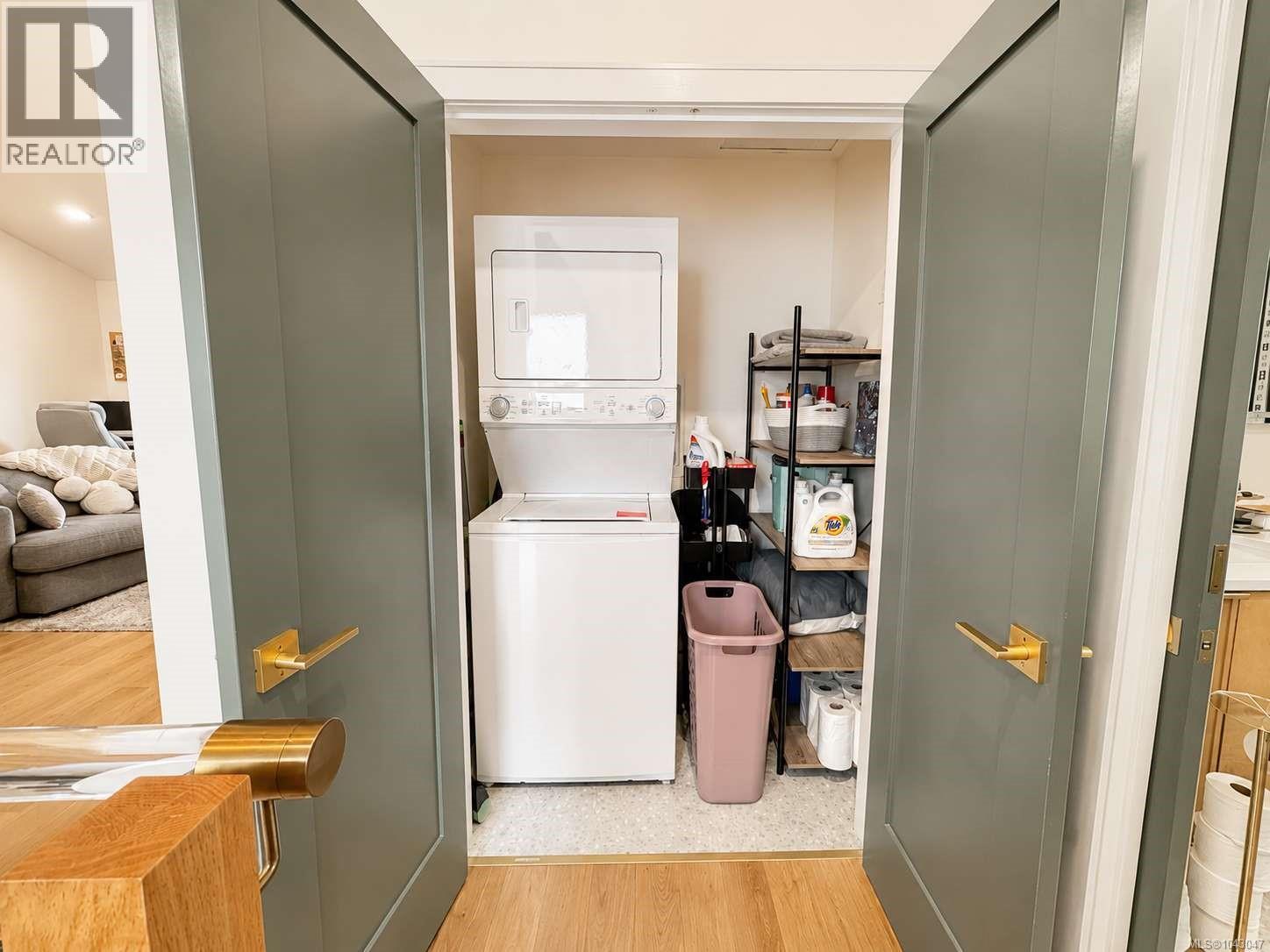 3376 6th Ave - 15