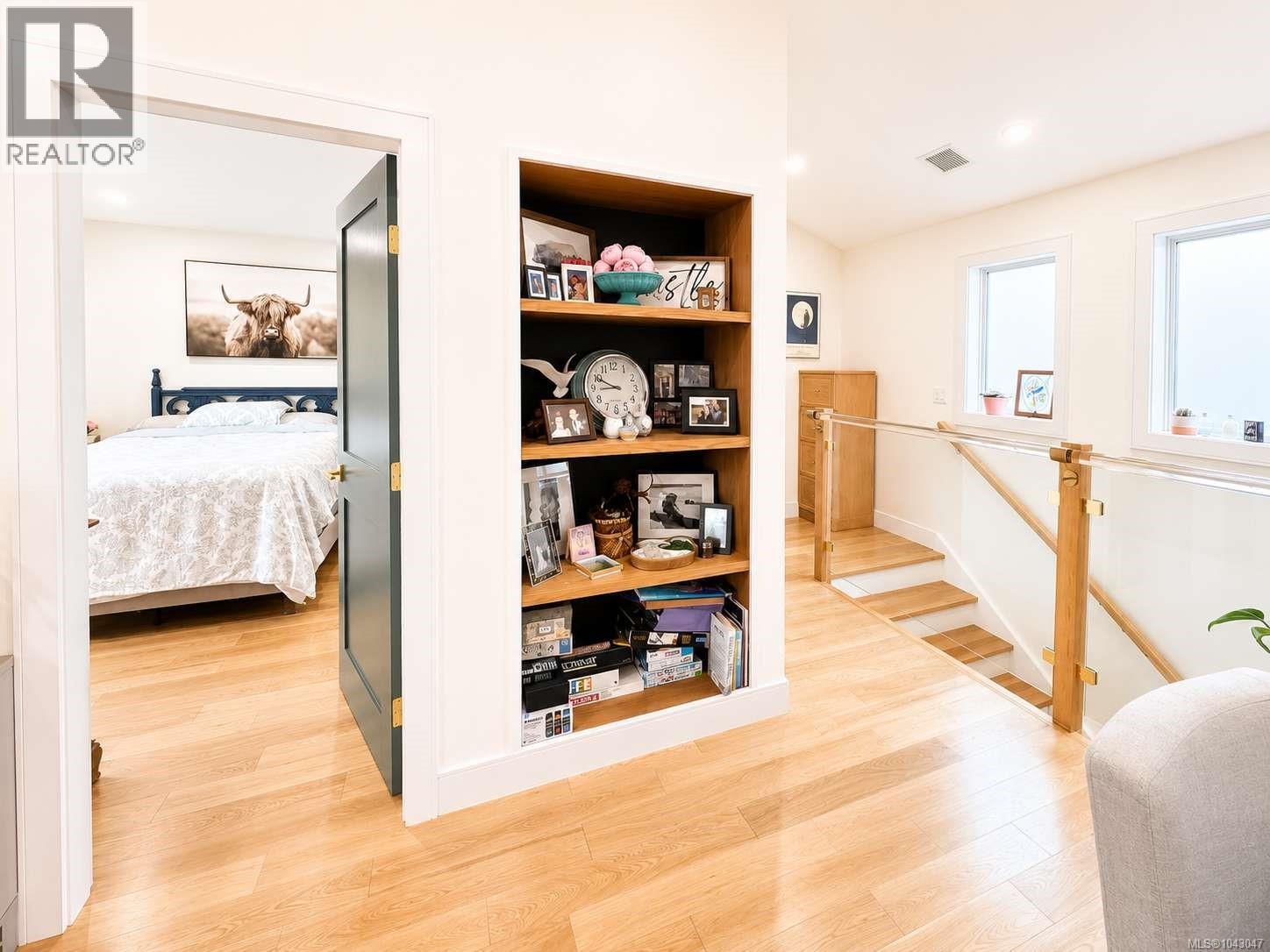 3376 6th Ave - 22