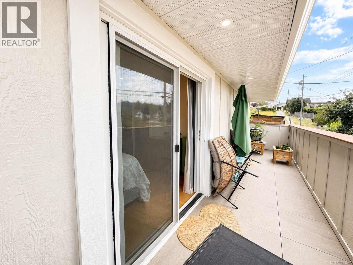 3376 6th Ave - 25