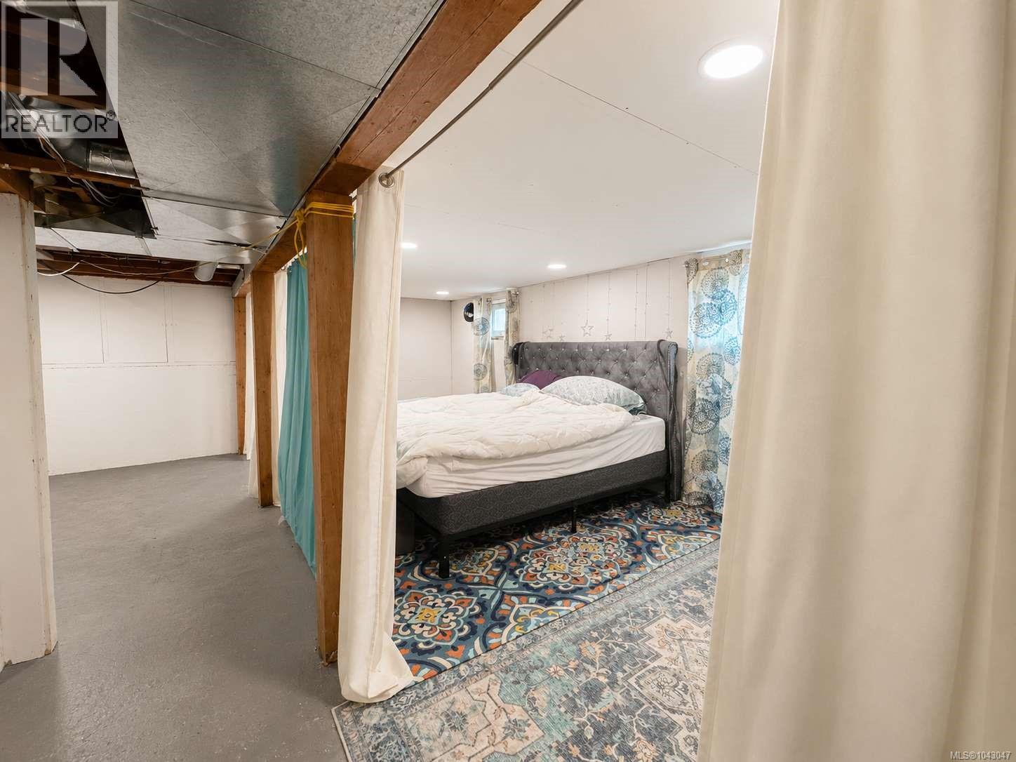 3376 6th Ave - 51