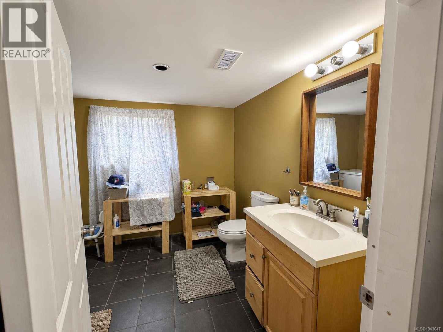 3376 6th Ave - 42