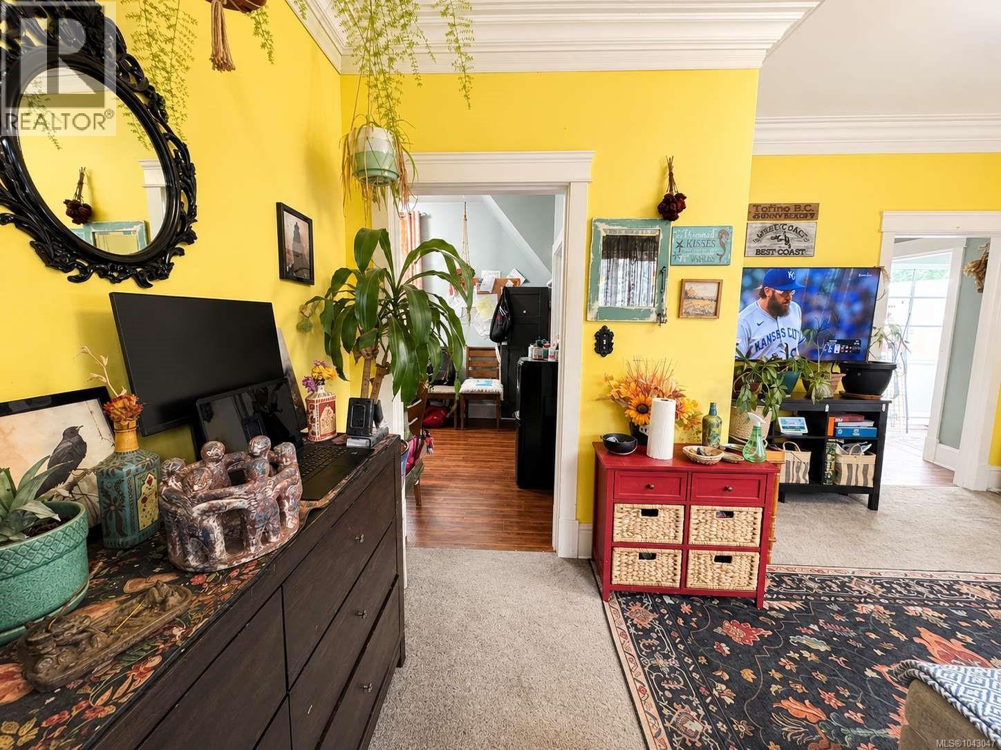3376 6th Ave - Image 65