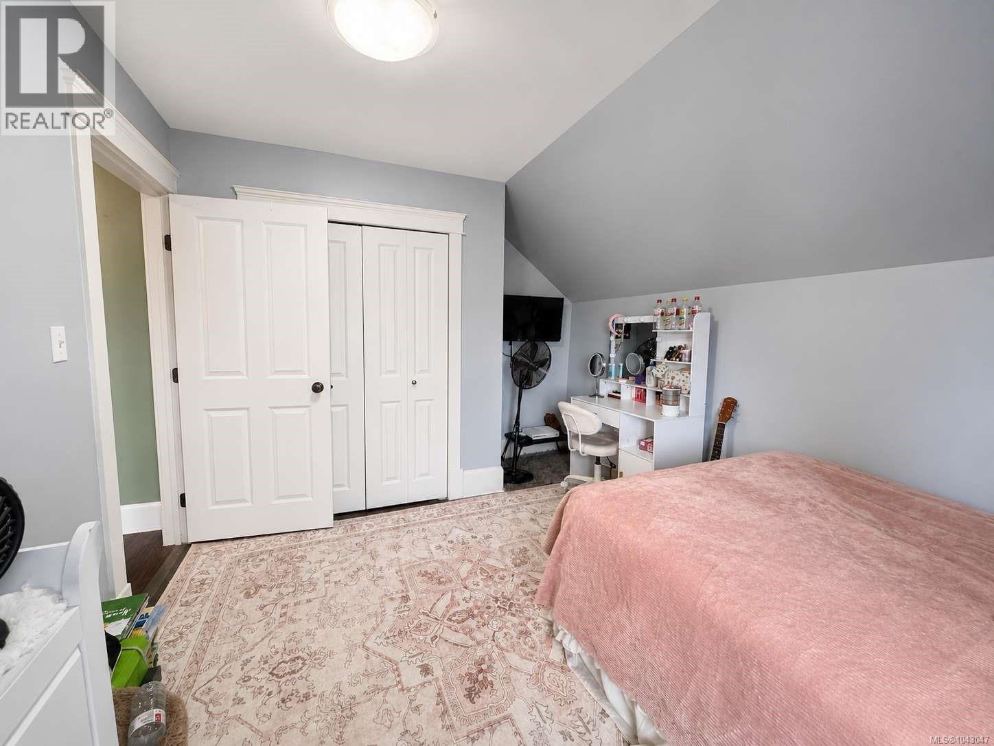3376 6th Ave - 73