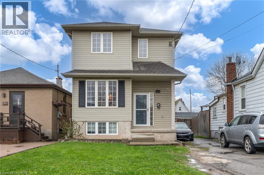 578 1/2 BARNABY Street - 2