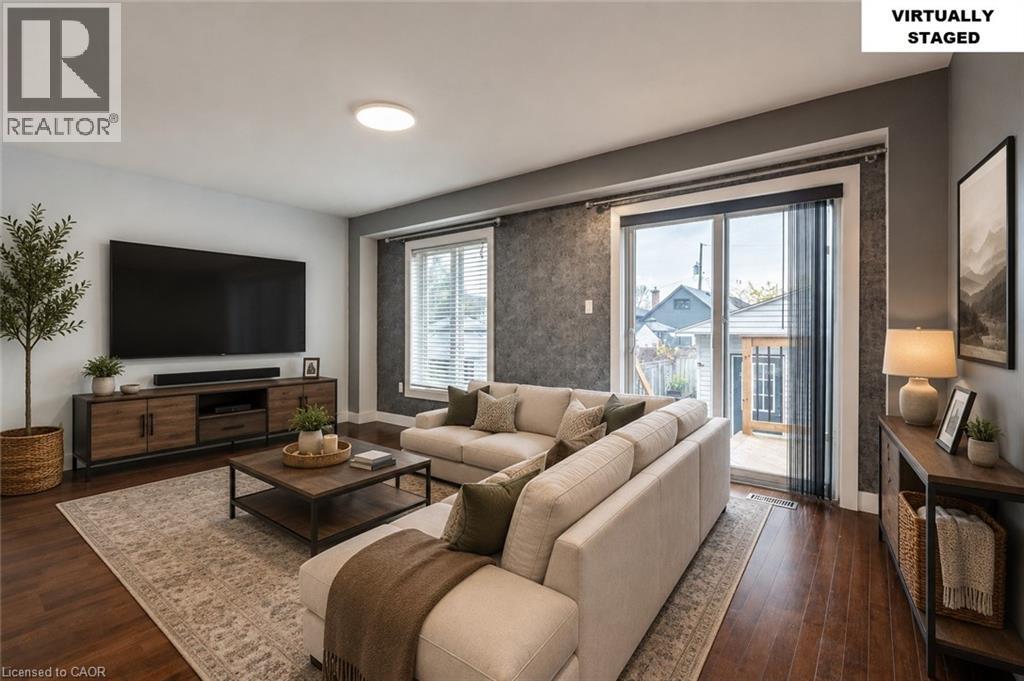 578 1/2 BARNABY Street - 10