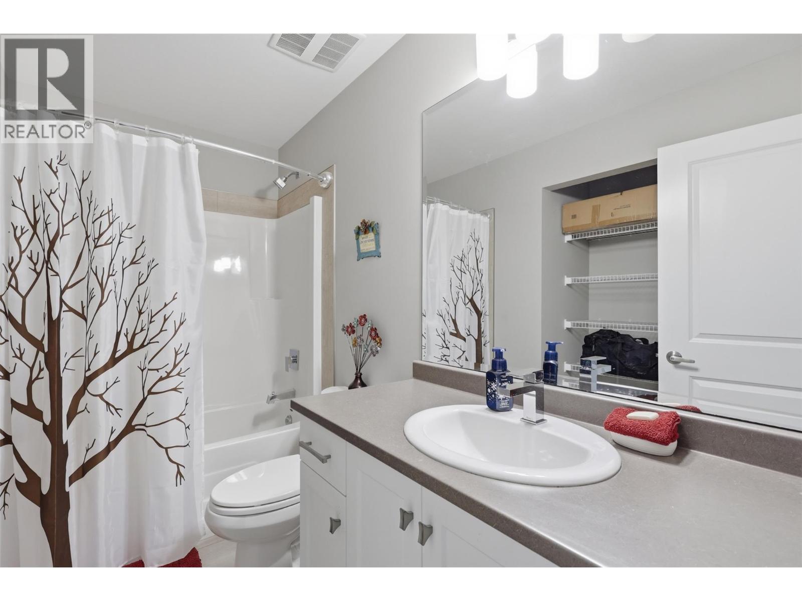 2352 Bossert Avenue - 30