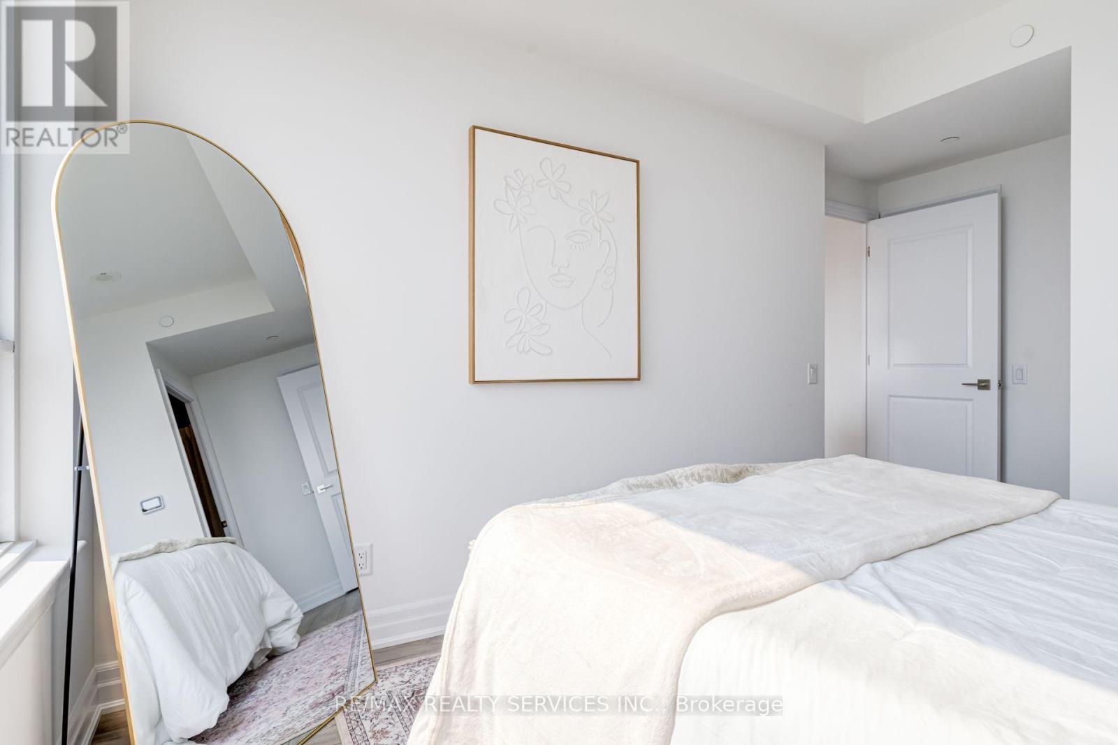 #2909 36 ELM DRIVE - Image 27