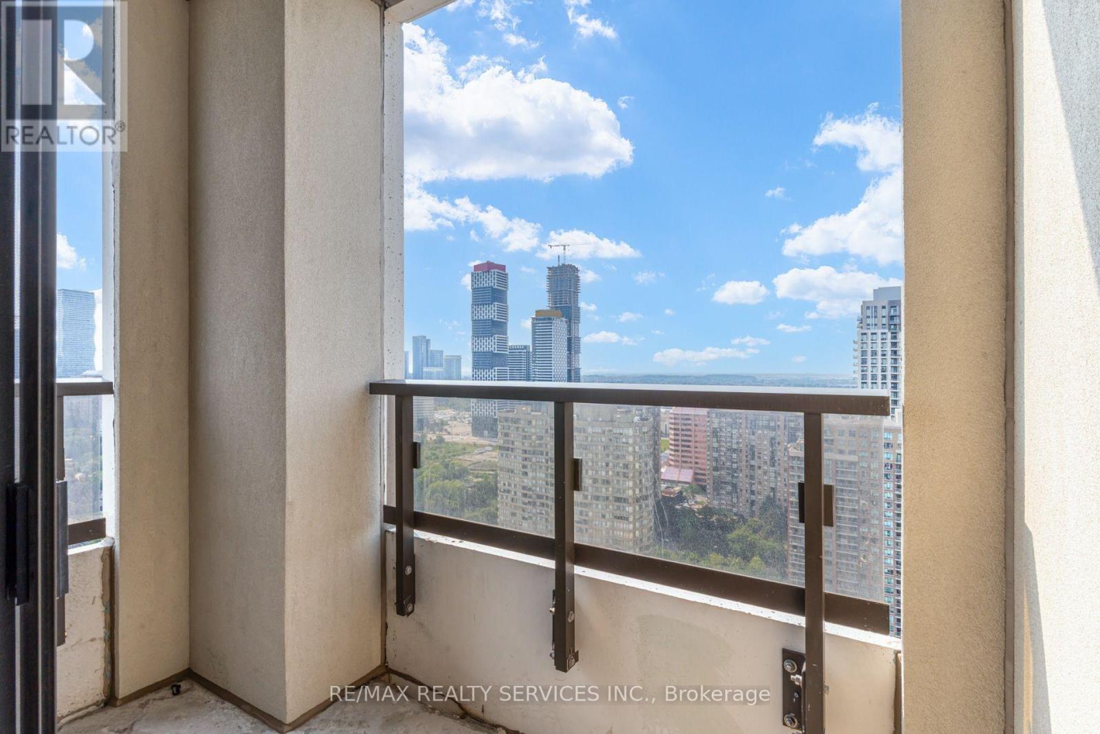 #2909 36 ELM DRIVE - Image 33