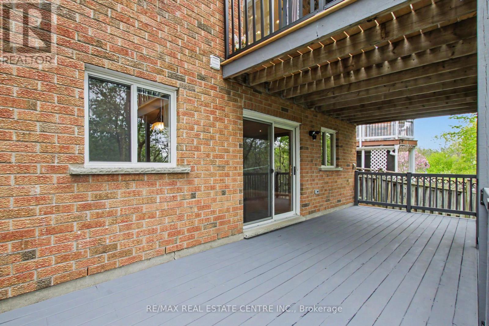 183 TAYLOR AVENUE - 44