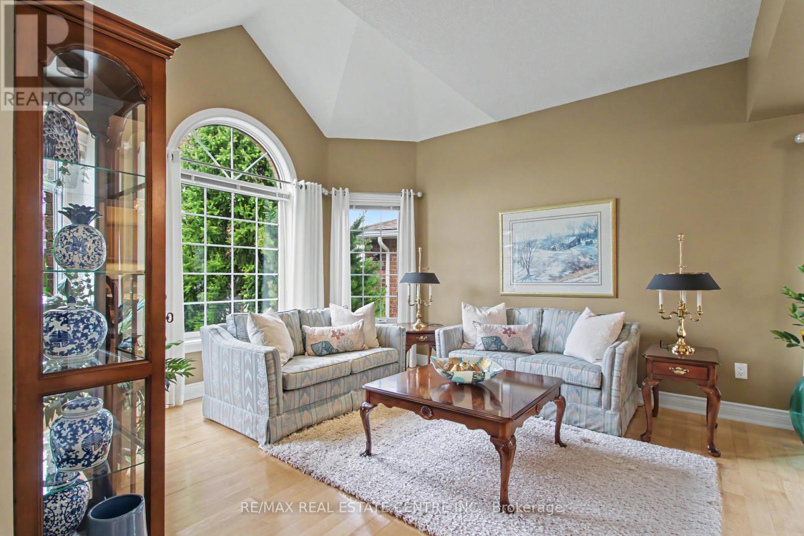 183 TAYLOR AVENUE - 8
