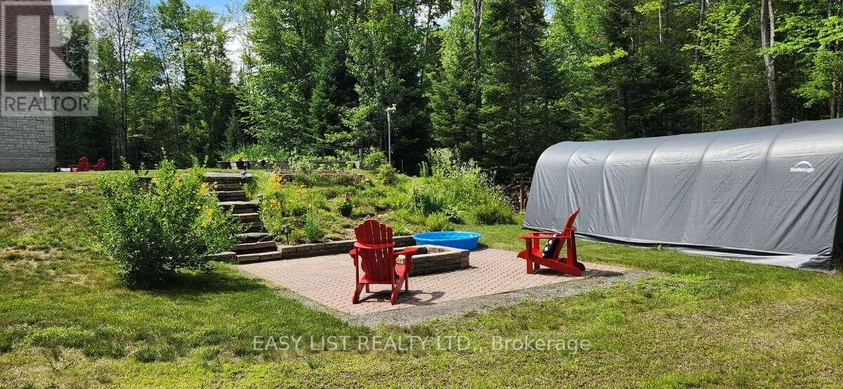 110 MONCK SQUARE - Image 8