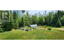 Kitchen - 110 Monck Square, Laurentian Hills, ON K0J1P0 Photo 7